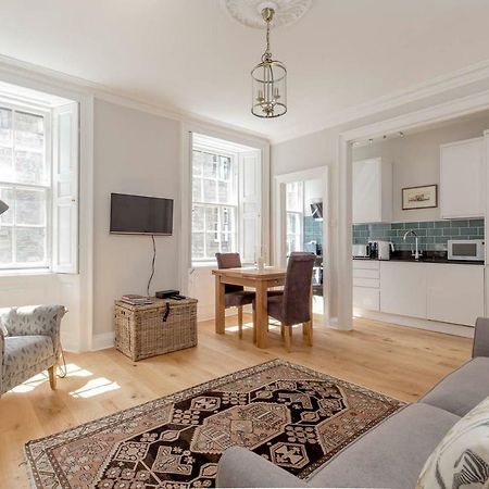 Апартаменти Altido Elegant Georgian 2-Bedrm Apt In Heart Of Old Town Единбург Екстер'єр фото